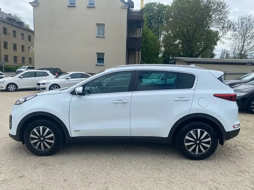 Gebraucht Kia Sportage DREAM-TEAM Edition 136 PS (100 kW) 2017 Weiß SUV