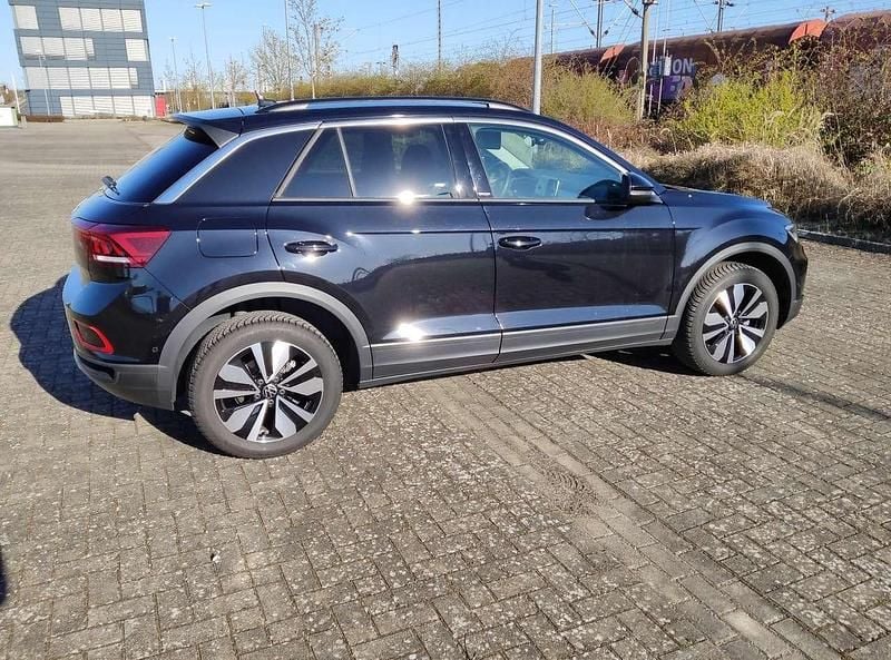 Gebraucht VW T-Roc Move 150 PS (110 kW) 2024 Schwarz SUV