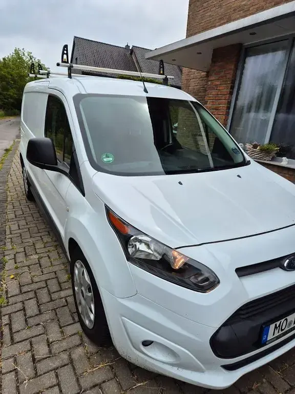 Gebraucht Ford Transit Connect 101 PS (74 kW) 2017 Weiß Van / Kleinbus