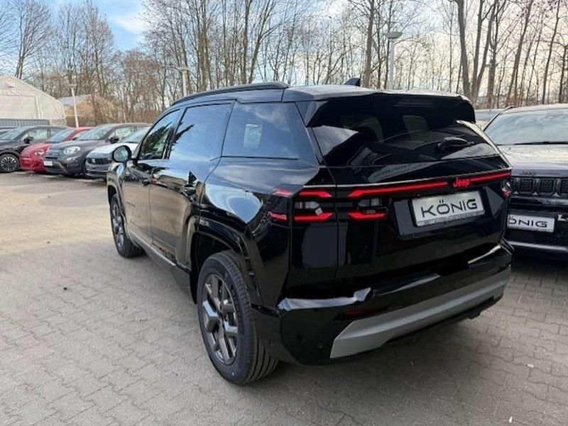 Gebraucht Jeep Compass 146 PS (107 kW) 2026 Schwarz SUV