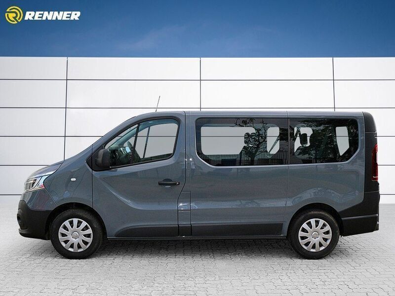 Gebraucht Renault Trafic Life 120 PS (88 kW) 2020 Grau Van / Kleinbus