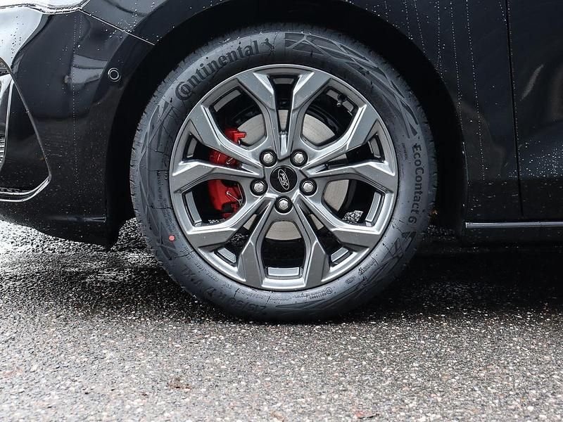 Neu Ford Focus ST-Line X 155 PS (114 kW) 2026 Schwarz Limousine