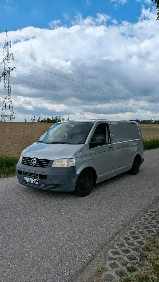Second-hand VW Transporter 131 CP (96 kW) 2009 Argintiu Van