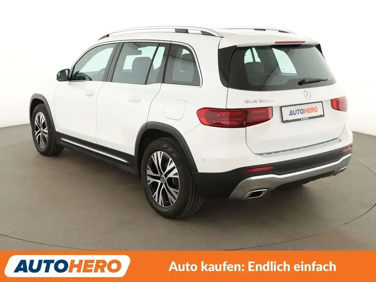 Gebraucht Mercedes GLB200 Progressive 150 PS (110 kW) 2024 Polarweiss SUV