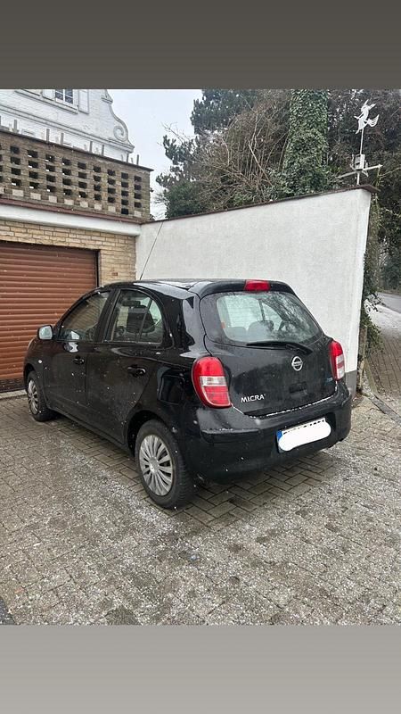 Gebraucht Nissan Micra 80 PS (58 kW) 2012 Schwarz Kleinwagen