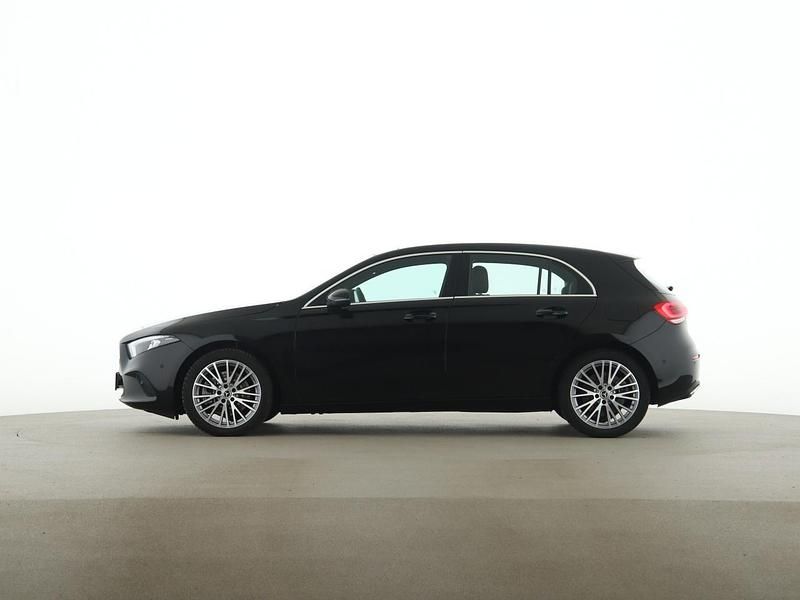 Gebraucht Mercedes A250 Progressive 160 PS (117 kW) 2022 Schwarz Limousine