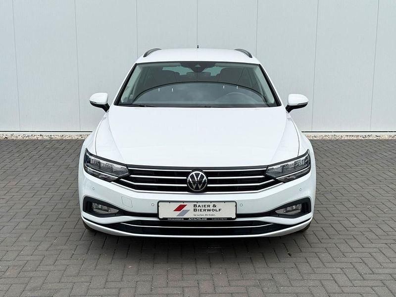 Gebraucht VW Passat Business 122 PS (89 kW) 2021 Weiß Kombi