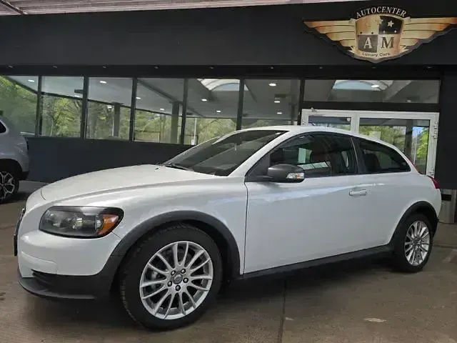 Używany Volvo C30 368 KM (270 kW) 2008 Biały Hatchback