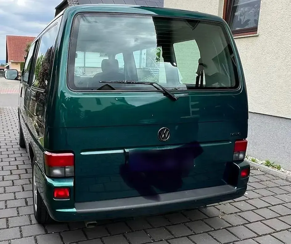 Gebraucht VW Multivan 140 PS (102 kW) 1996 Grün Van / Kleinbus