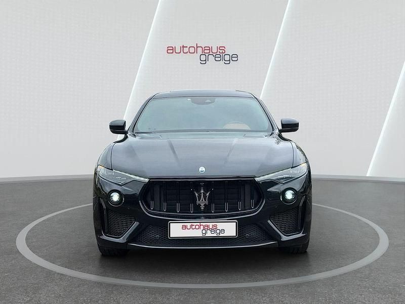 Gebraucht Maserati Levante 581 PS (427 kW) 2021 Schwarz SUV