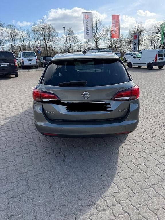 Gebraucht Opel Astra Dynamic 105 PS (77 kW) 2017 Kombi