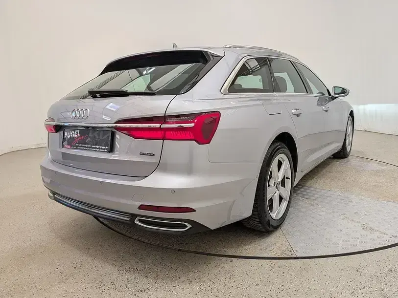 Gebraucht Audi A6 Design 265 PS (194 kW) 2023 Silber Limousine