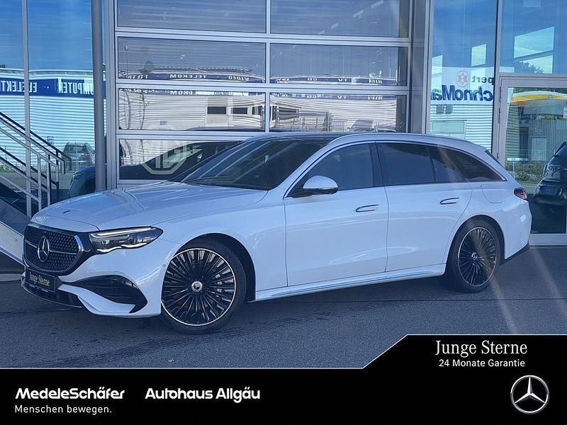 Weiß Gebraucht 2024 Mercedes E300 AMG Limousine | 69.980 € - Bild 1/4