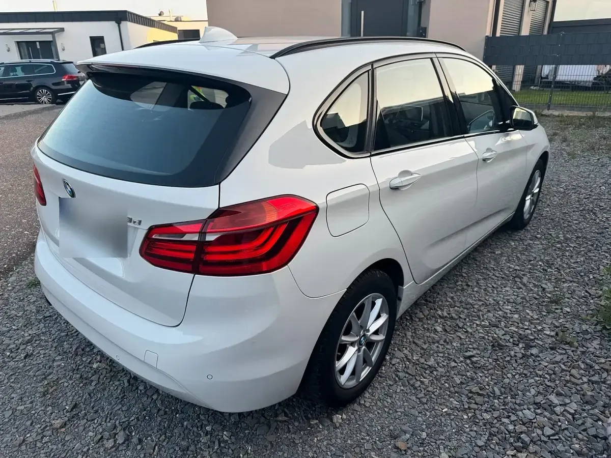 Gebraucht BMW 218 140 PS (102 kW) 2017 Weiß Limousine