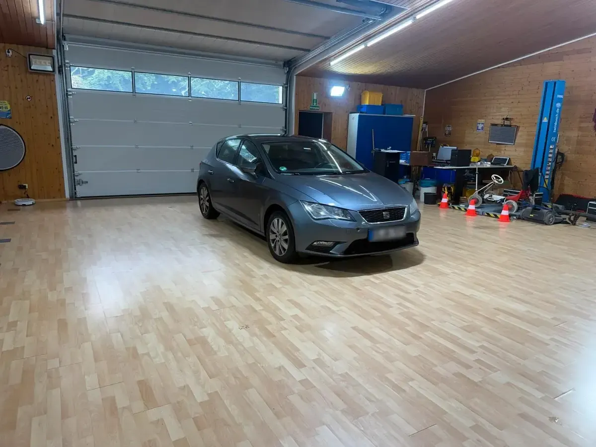 Occasion Seat Leon 105 ch (77 kW) 2014 Gris Berline