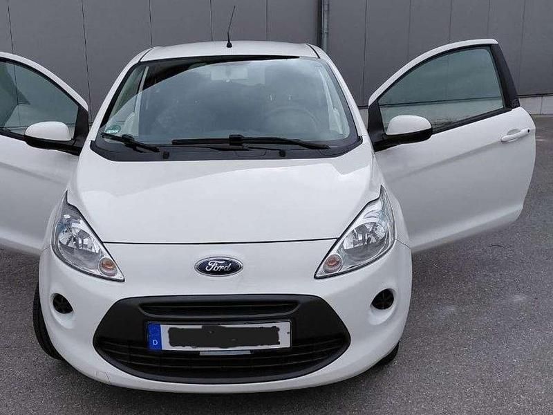 Gebraucht Ford Ka 69 PS (50 kW) 2016 Weiß Limousine