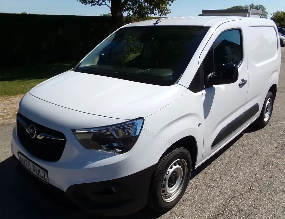 Gebraucht Opel Combo 102 PS (75 kW) 2024 Weiß Van / Kleinbus