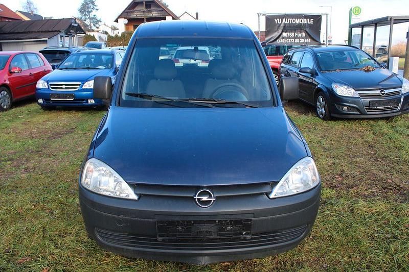 Usata Opel Combo 75 CV (55 kW) 2009 Blu Monovolume