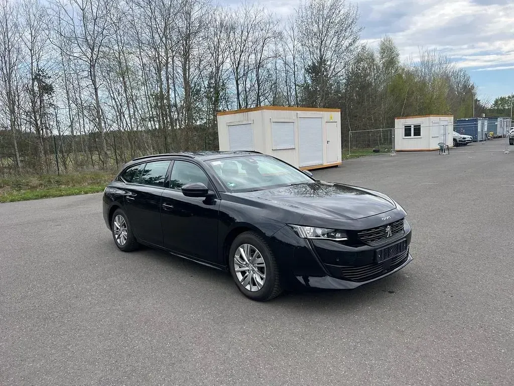 Gebraucht Peugeot 508 Active 131 PS (96 kW) 2022 Schwarz Limousine