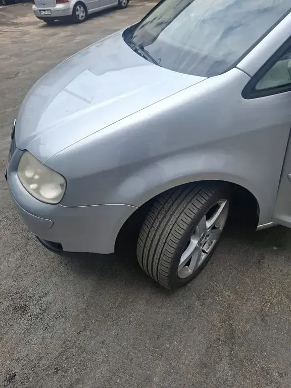 Gebraucht VW Touran Basis 105 PS (77 kW) 2004 Grau Van / Kleinbus