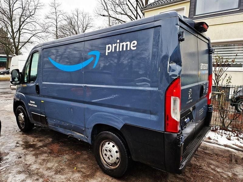 Gebraucht Peugeot Boxer 145 PS (106 kW) 2021 Grau Van