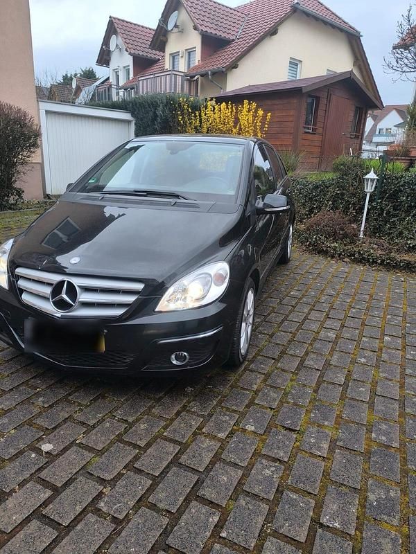 Gebraucht Mercedes B160 95 PS (69 kW) 2009 Schwarz Van / Kleinbus