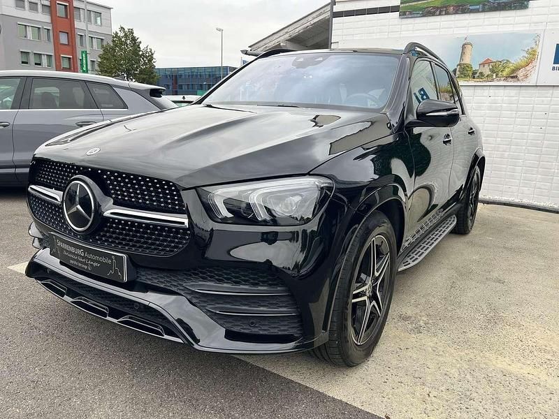 Gebraucht Mercedes GLE300 272 PS (200 kW) 2022 Ung. schwarz  unilack SUV