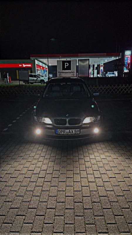 Gebraucht BMW 320 150 PS (110 kW) 2001 Grün Kombi