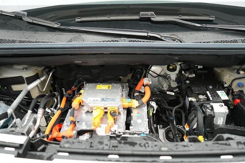 Gebraucht Citroën Berlingo 100 kW (136 PS) 2025 Eisweiß Van / Kleinbus