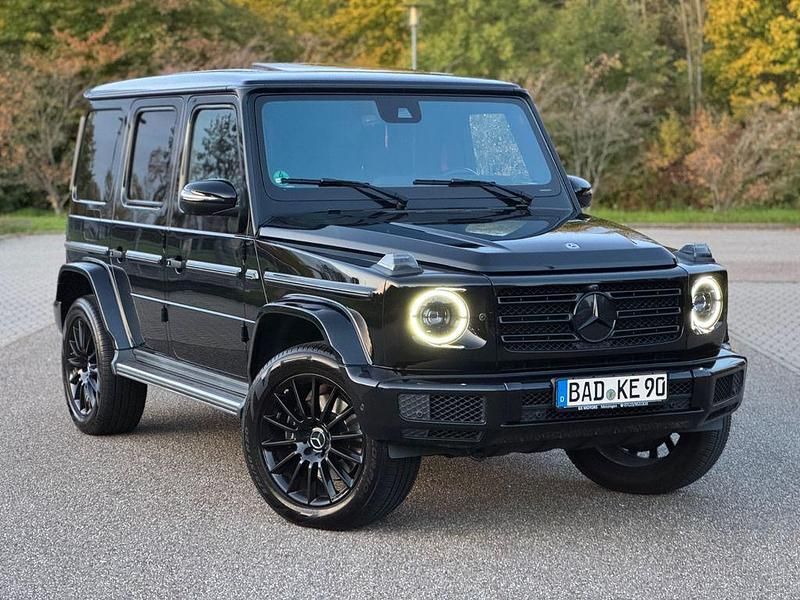 Schwarz Gebraucht 2020 Mercedes G350 AMG line SUV | 89.900 € (Fairer Preis) - Bild 1/4
