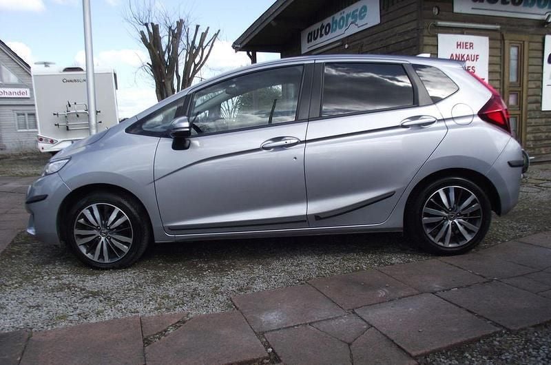 Gebraucht Honda Jazz Elegance 102 PS (75 kW) 2017 Silber Kleinwagen