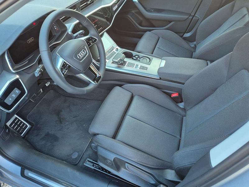 Second-hand Audi A6 Advanced 204 CP (150 kW) 2025 Argintiu Break