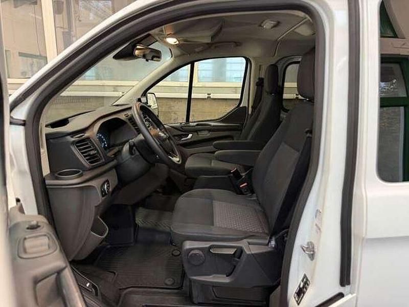 Gebraucht Ford Transit Custom 170 PS (125 kW) 2023 Frozen white Van / Kleinbus