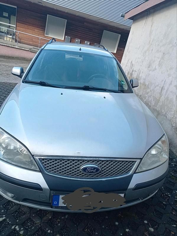 Gebraucht Ford Mondeo 110 PS (80 kW) 2004 Grau Kombi