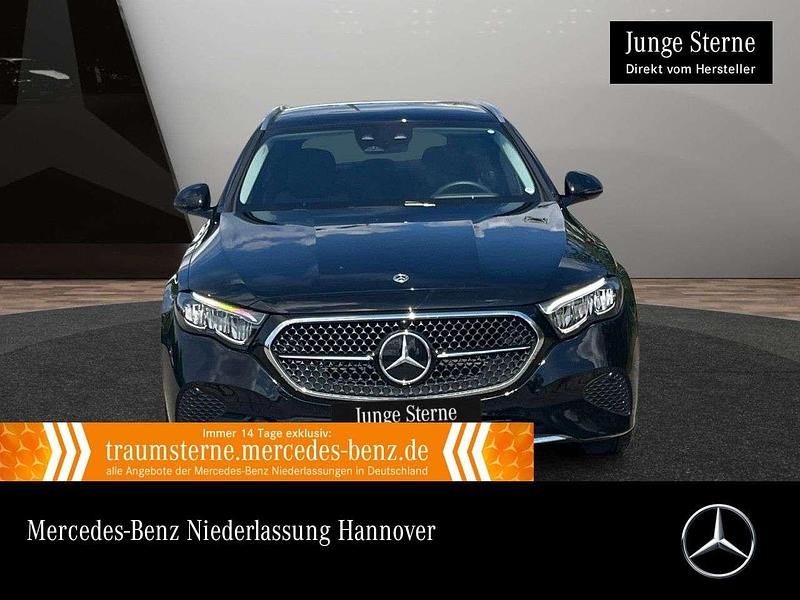 Schwarz Gebraucht 2024 Mercedes E300 Advanced Limousine | 44.990 € (Superpreis) - Bild 1/3