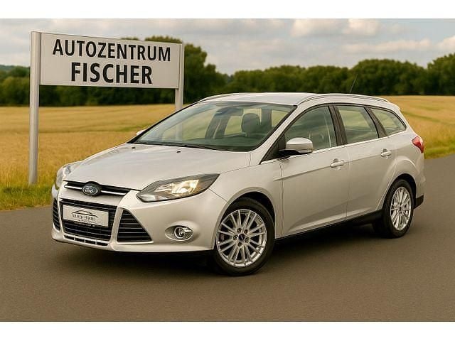 Gebraucht Ford Focus Titanium 125 PS (91 kW) 2013 Grau Kombi