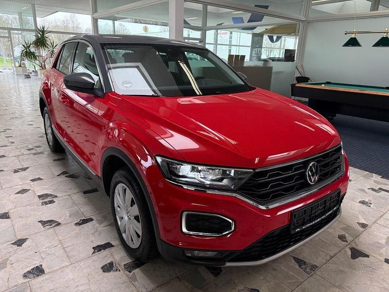 Gebraucht VW T-Roc Active 150 PS (110 kW) 2021 Rot SUV
