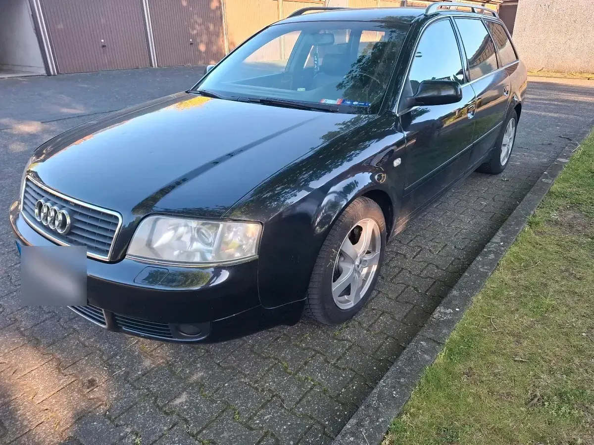 Usata Audi A6 160 CV (117 kW) 2004 Nero Station wagon