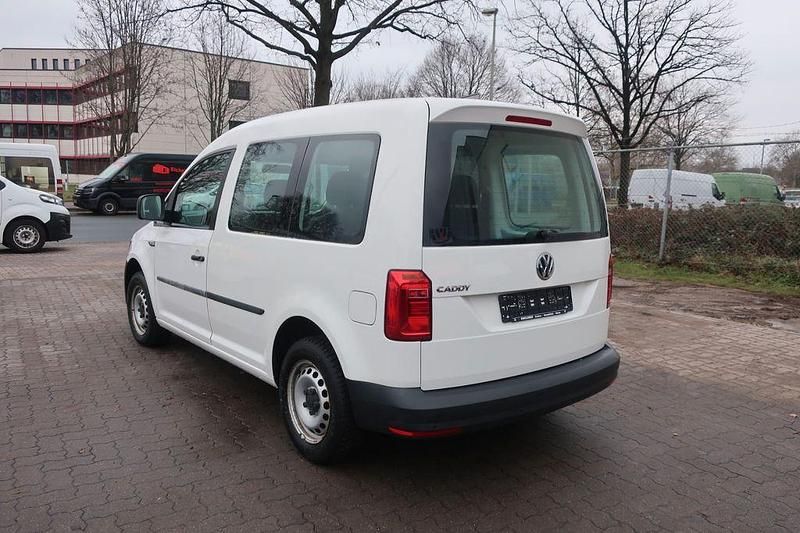 Gebraucht VW Caddy 102 PS (75 kW) 2019 Weiß Van / Kleinbus