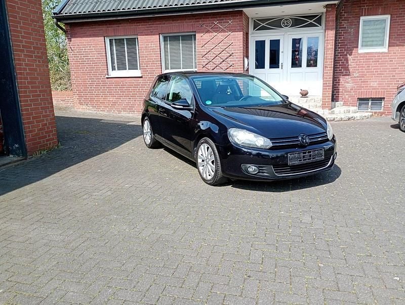 Gebraucht VW Golf VI Sport 122 PS (89 kW) 2011 Schwarz Kleinwagen