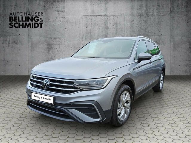 Silber Gebraucht 2022 VW Tiguan Life SUV | 29.850 € (Teuer) - Bild 1/2