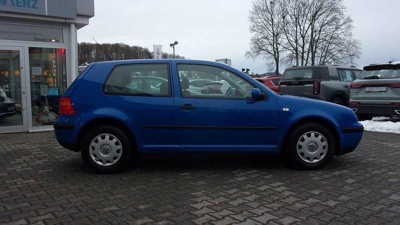 Gebraucht VW Golf IV 105 PS (77 kW) 2001 Blau
