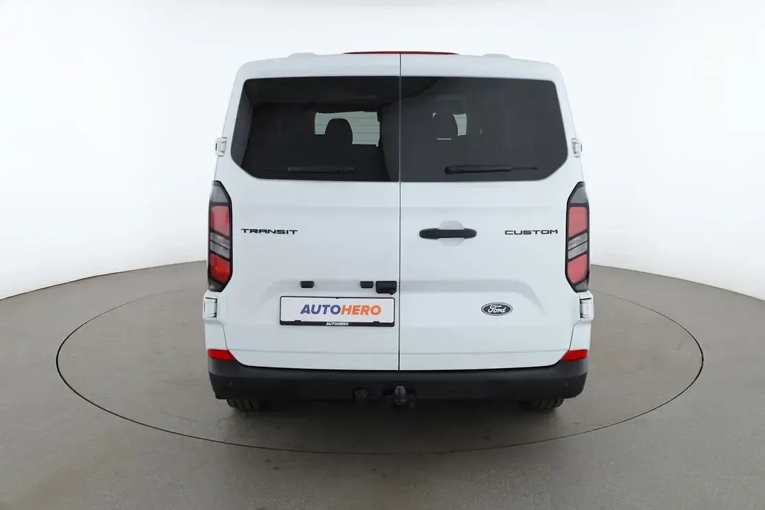 Gebraucht Ford Transit Custom 2025 Weiß Van