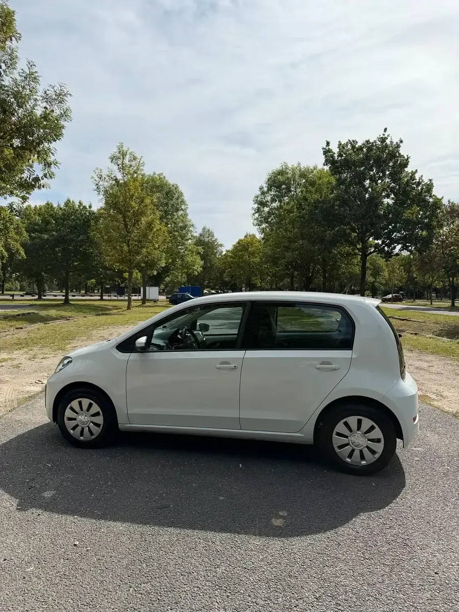 Gebraucht VW up! 60 PS (44 kW) 2020 Weiß Kleinwagen