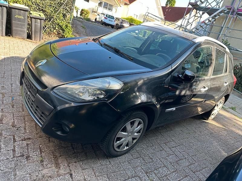 Gebraucht 2010 Renault Clio II Kleinwagen | 2.500 € - Bild 1/4