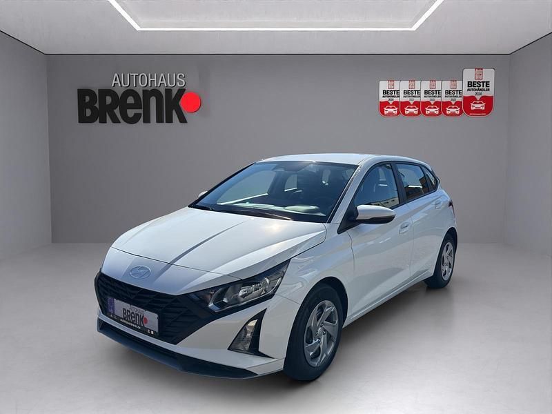 Weiss Neu 2025 Hyundai i20 Comfort Limousine | 16.790 € (Guter Preis) - Bild 1/3