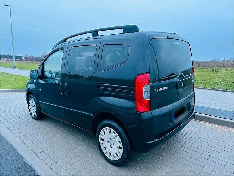 Gebraucht Peugeot Bipper Outdoor 95 PS (69 kW) 2010 Schwarz Van / Kleinbus