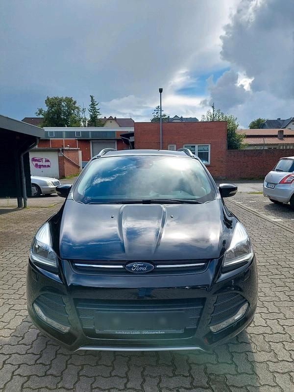 Schwarz Gebraucht 2016 Ford Kuga SUV | 7.200 € (Superpreis) - Bild 1/4