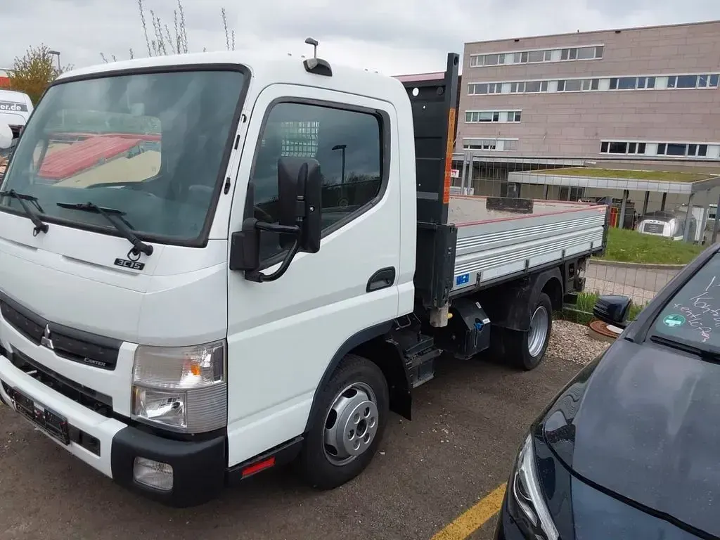 Gebraucht Mitsubishi Canter 150 PS (110 kW) 2020 Weiß