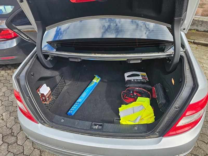 Gebraucht Mercedes C200 184 PS (135 kW) 2008 Silber Limousine